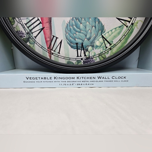 Michel Design Works Vegetable Kingdom Kitchen Wall Clock Metal & Glass Framed - Picture 5 of 9